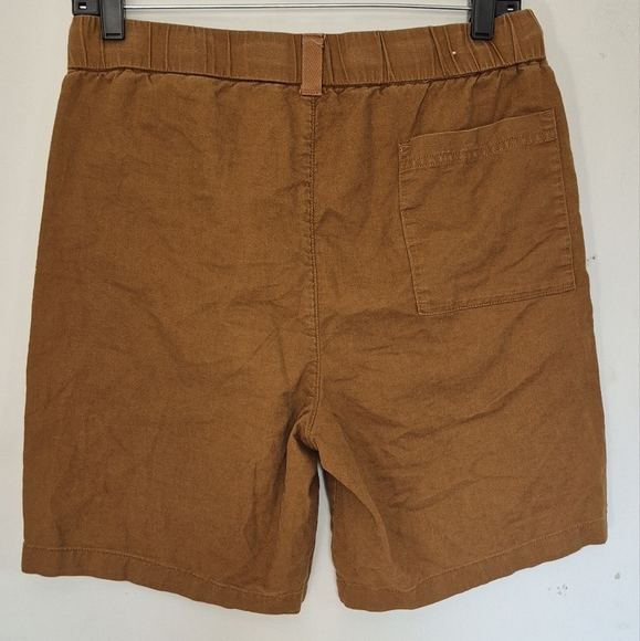Zara Brown Men's Flat Front Shorts - Picture 2 of 6